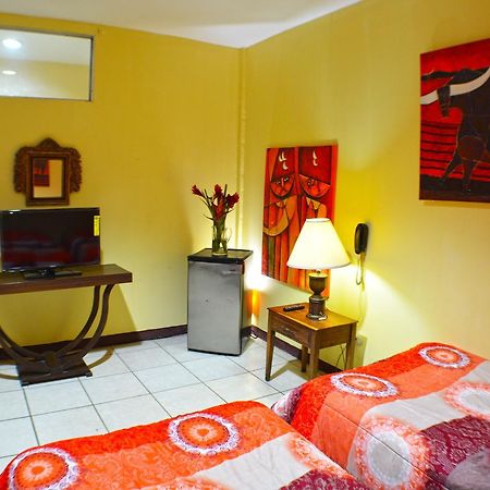 Hotel Plaza Cosiguina Chinandega Kültér fotó