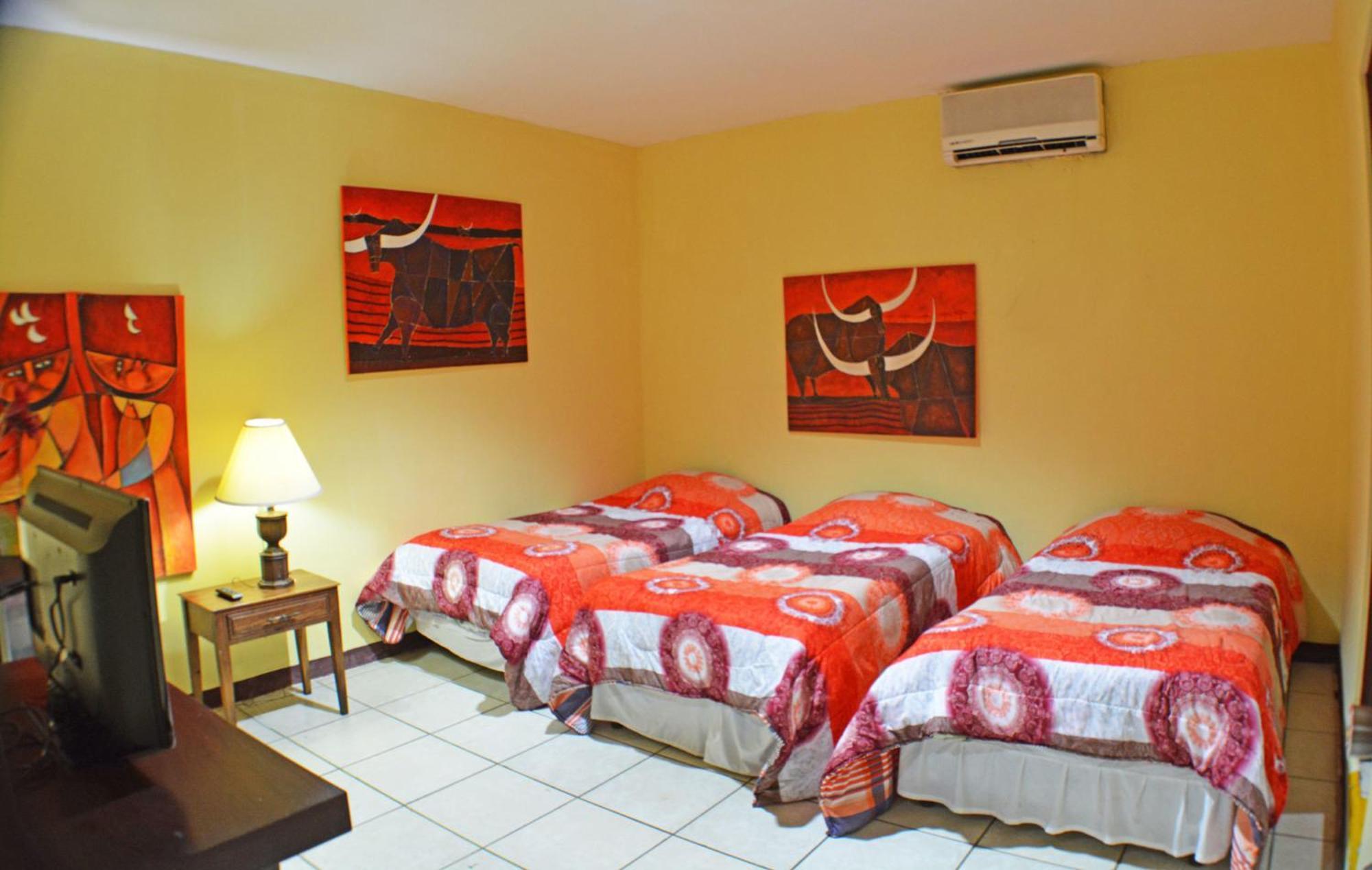 Hotel Plaza Cosiguina Chinandega Kültér fotó